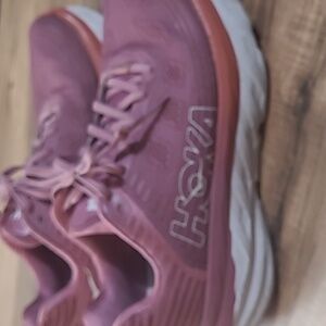 Hoka One One Bondi 6